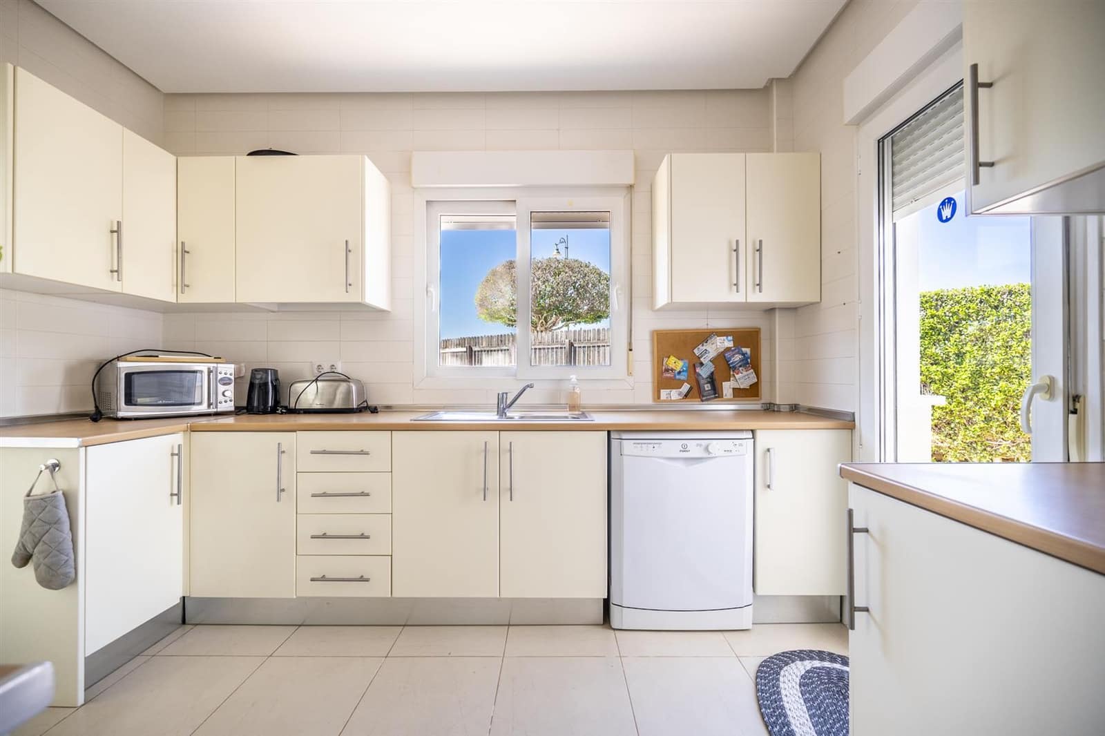 3 bedroom Villa for sale in La Torre Golf Resort - € 350,000 (Ref: 9726350)