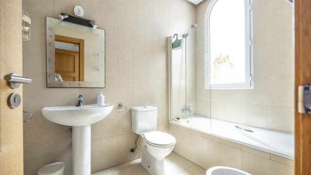 3 chambre Villa/Maison à vendre à La Torre Golf Resort, Torre-Pacheco - 350 000 € (Ref: 9726350)