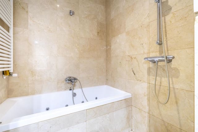 2 bedroom Apartment for sale in Baños y Mendigo, Murcia city - € 245,000 (Ref: 9751608)