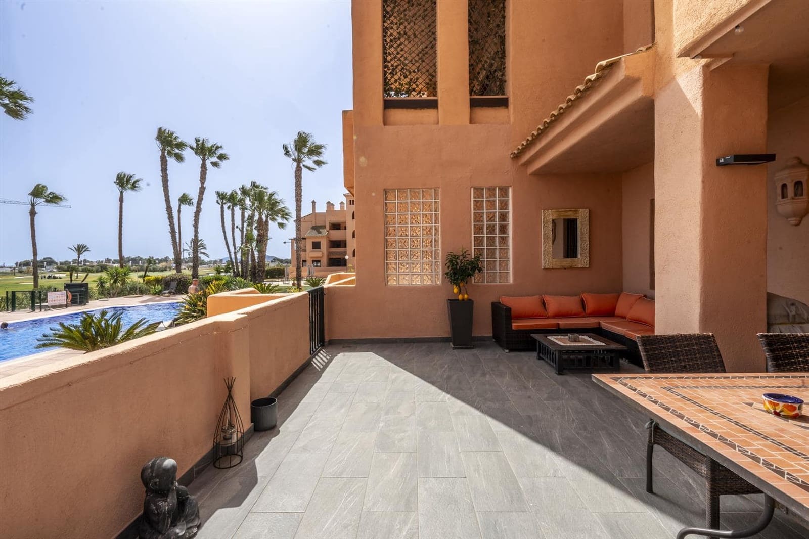 3 sypialnia Apartament na sprzedaż w Los Alcazares z basenem - 265 000 € (Ref: 9770291)