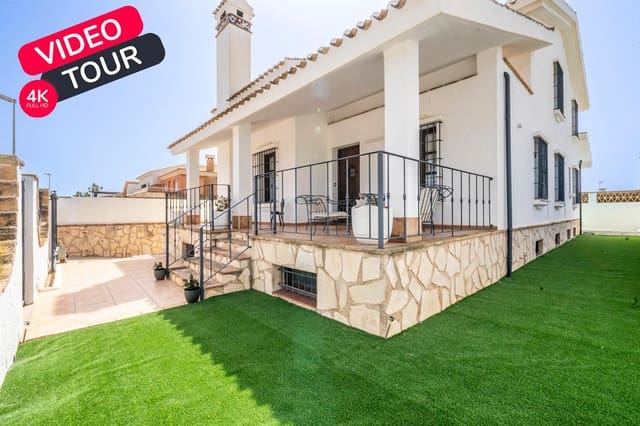 Chalet de 4 habitaciones en Ciudad, San Javier en venta con piscina garaje - 580.000 € (Ref: 9777653)