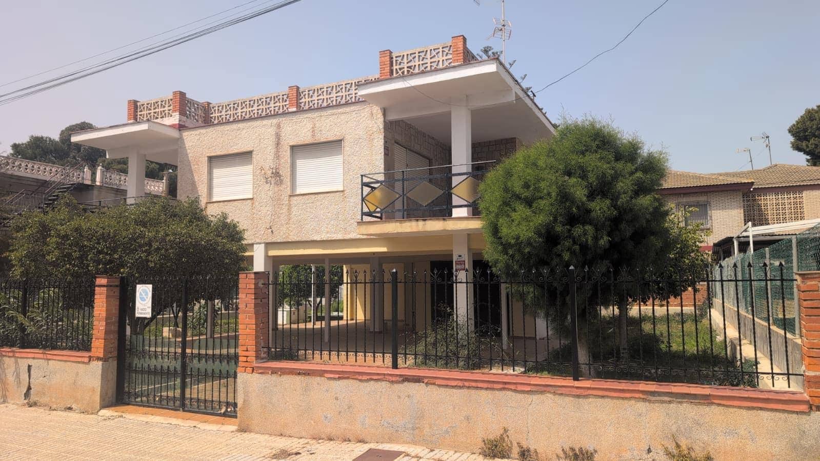3 bedroom Villa for sale in Los Alcazares - € 375,000 (Ref: 9780120)