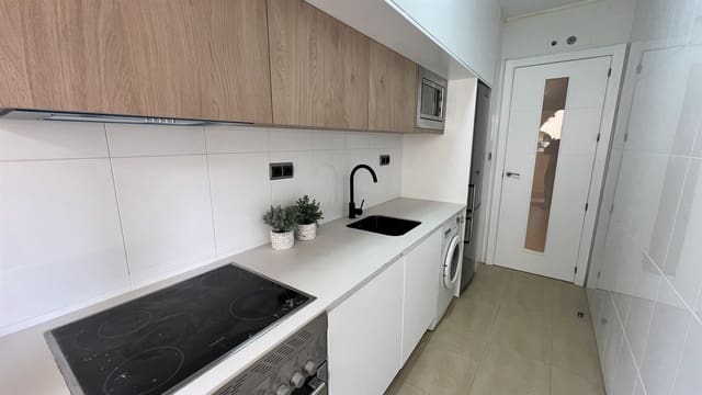 Apartamento de 1 habitación en Centro, Los Alcázares en venta con piscina garaje - 146.500 € (Ref: 9788142)