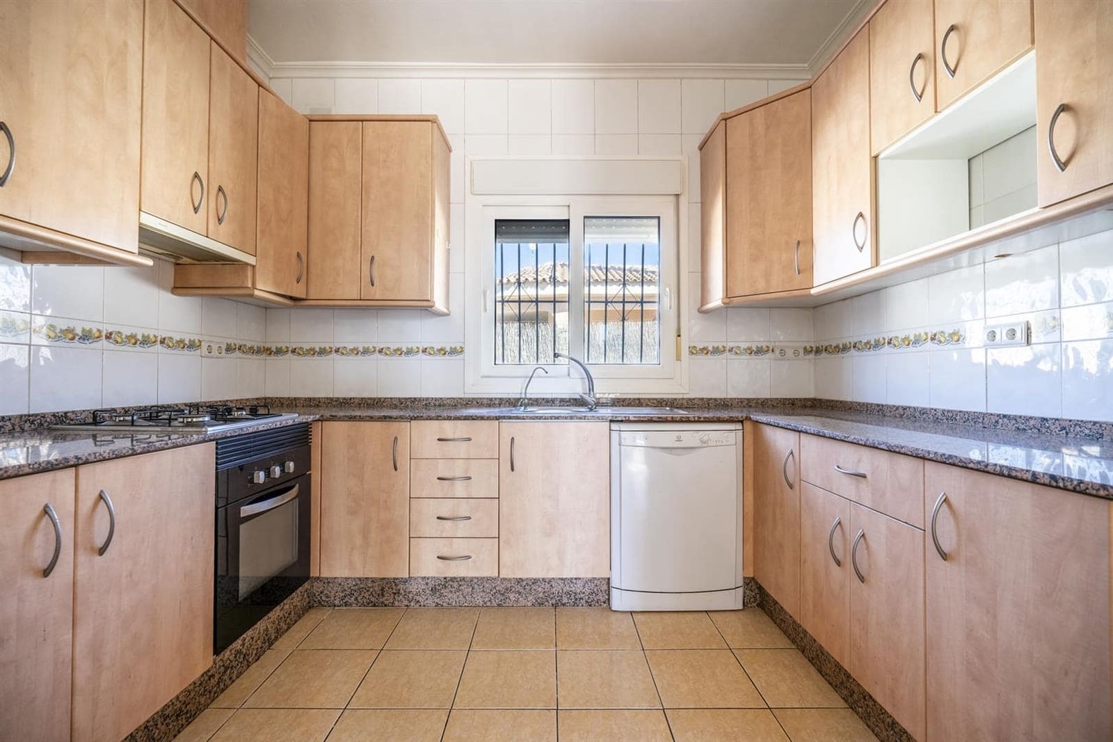 3 soveværelse Villa til salg i Torre-Pacheco med swimmingpool - € 270.000 (Ref: 9790245)