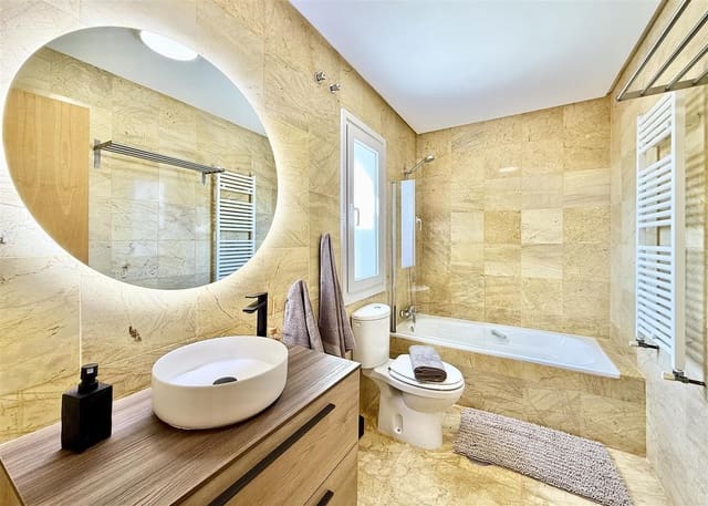 4 soveværelse Villa til salg i Mar Menor Golf Resort, Torre-Pacheco - € 429.950 (Ref: 9790248)