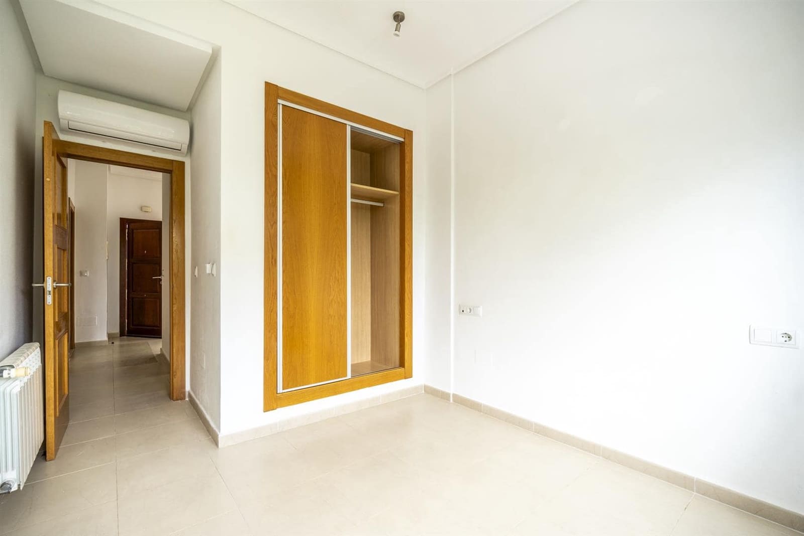 2 bedroom Villa for sale in Roldan - € 235,000 (Ref: 9833256)