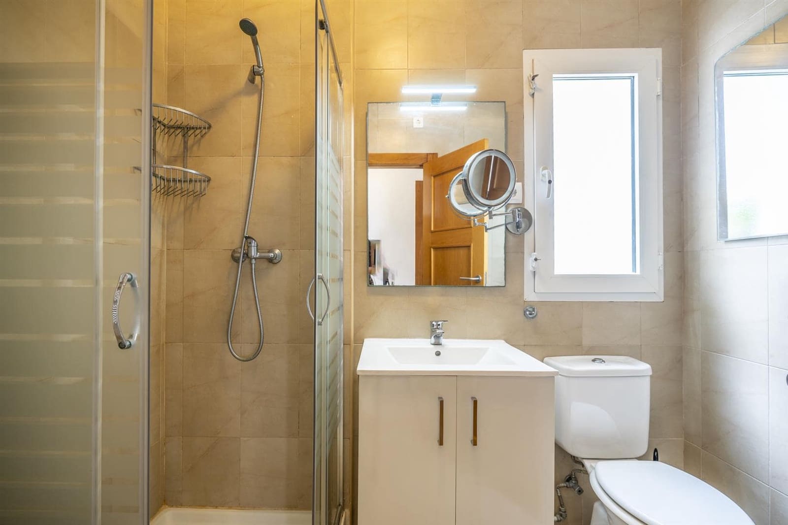 2 bedroom Villa for sale in Roldan - € 235,000 (Ref: 9833256)