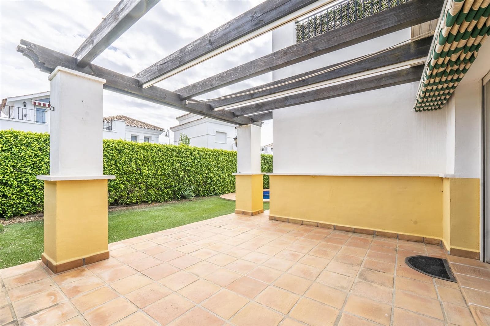 2 bedroom Villa for sale in Roldan - € 235,000 (Ref: 9833256)