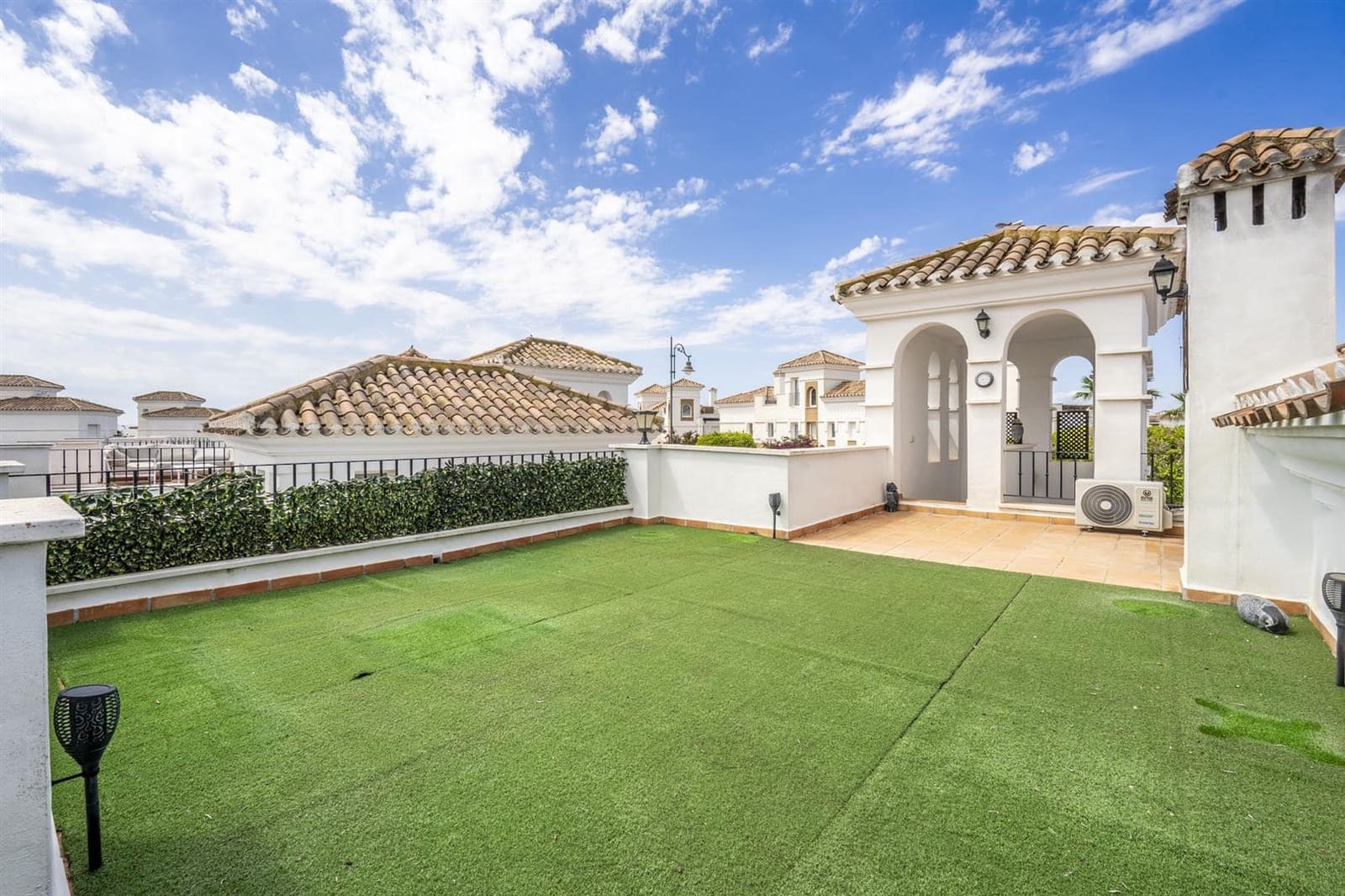 2 bedroom Villa for sale in Roldan - € 235,000 (Ref: 9833256)