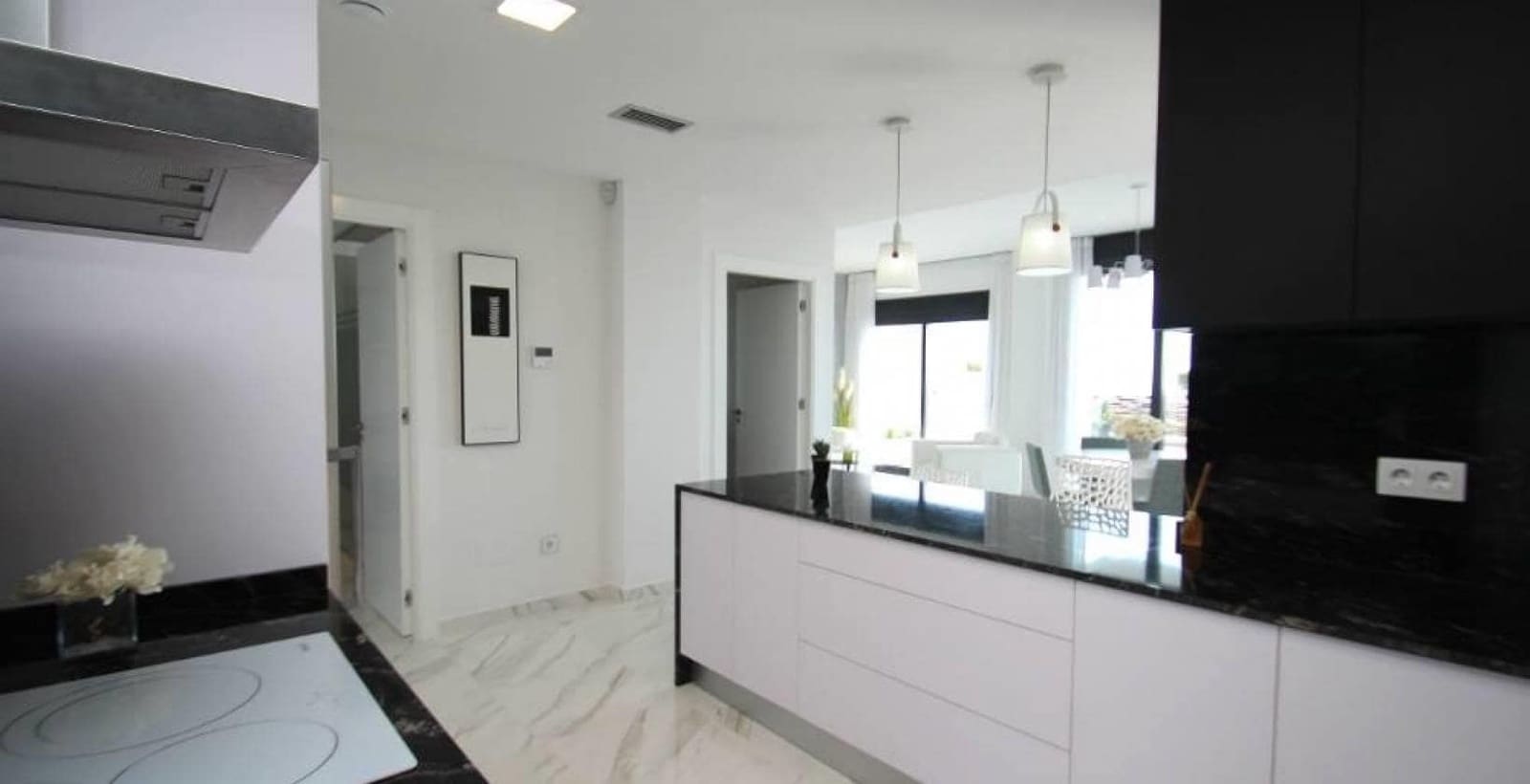 2 bedroom Villa for sale in Playa Honda - € 510,000 (Ref: 9838886)