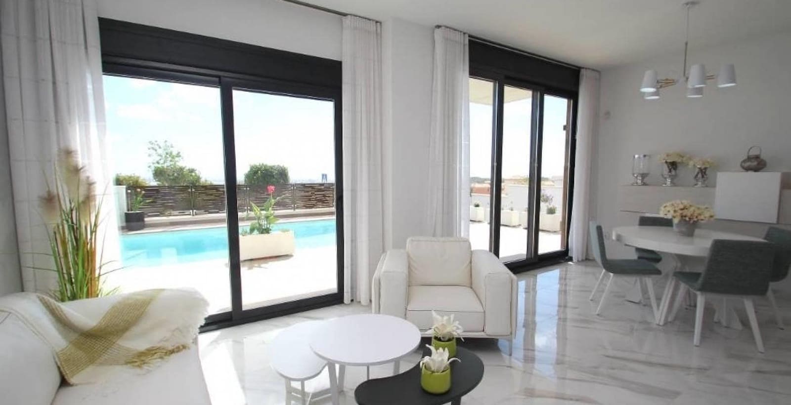 2 bedroom Villa for sale in Playa Honda - € 510,000 (Ref: 9838886)