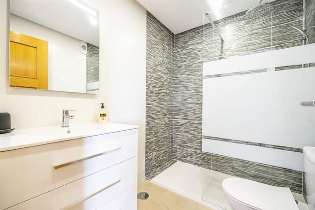 2 chambre Appartement à vendre à La Torre Golf Resort, Torre-Pacheco - 160 000 € (Ref: 9842122)
