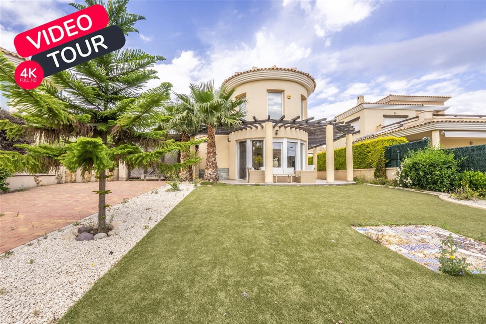 3 bedroom Villa for sale in Gea y Truyols - € 325,000 (Ref: 9848995)