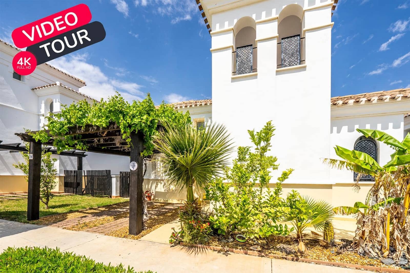 2 soverom Villa til salgs i La Torre Golf Resort - € 250 000 (Ref: 9856334)