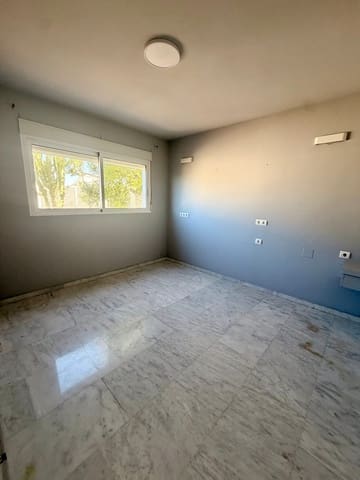 5 makuuhuone Huvila myytävänä paikassa La Manga del Mar Menor - 675 000 € (Ref: 9861528)