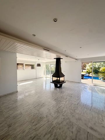 5 makuuhuone Huvila myytävänä paikassa La Manga del Mar Menor - 675 000 € (Ref: 9861528)