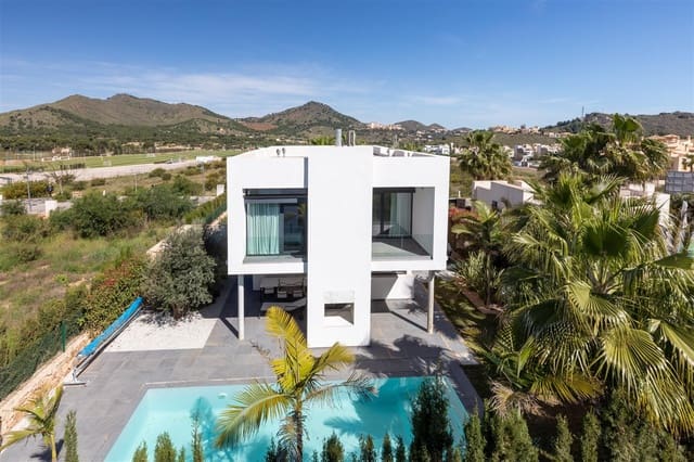 Chalet de 3 habitaciones en Cartagena en venta con piscina garaje - 700.000 € (Ref: 9872951)