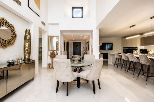 3 makuuhuone Huvila myytävänä paikassa El Valle Golf Resort, Murcia kaupunki - 600 000 € (Ref: 9884007)