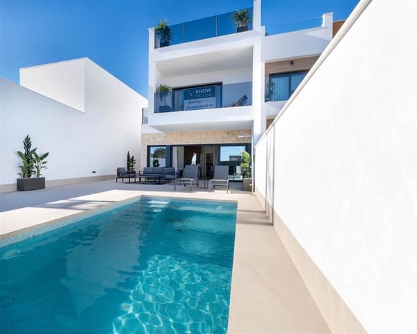 3 soveværelse Villa til salg i San Pedro del Pinatar ciudad, San Pedro del Pinatar - € 445.000 (Ref: 9889731)