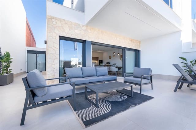 3 soveværelse Villa til salg i San Pedro del Pinatar ciudad, San Pedro del Pinatar - € 445.000 (Ref: 9889731)