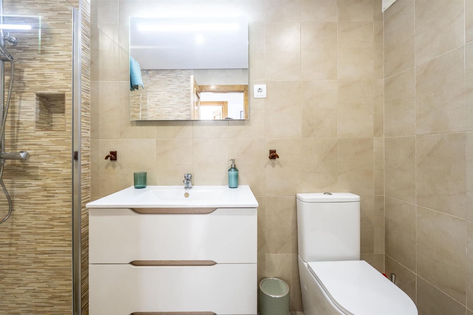 2 bedroom Apartment for sale in La Torre Golf Resort - € 160,000 (Ref: 9893696)