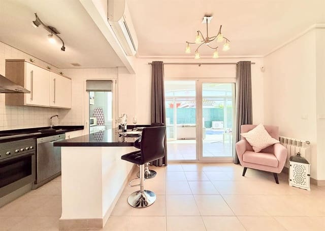 2 slaapkamer Villa te koop in Mar Menor Golf Resort, Torre-Pacheco - € 299.950 (Ref: 9910019)