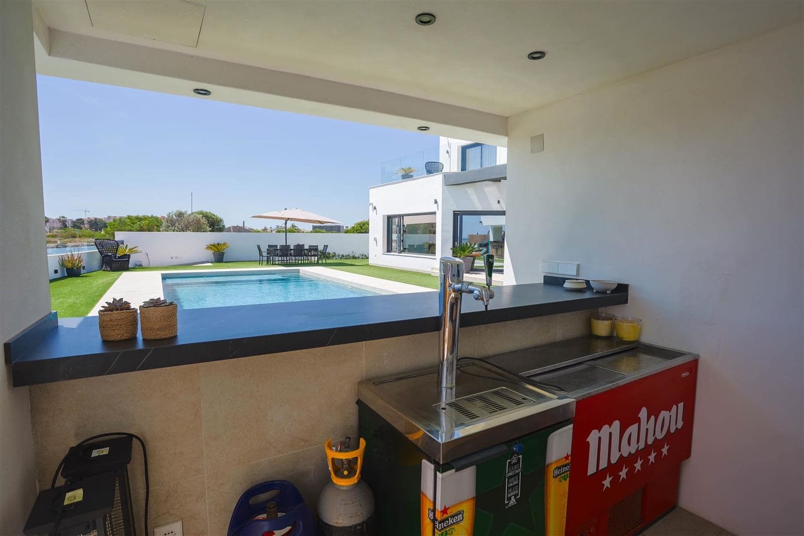 4 quarto Moradia para venda em La Manga del Mar Menor com piscina - 2 150 000 € (Ref: 9912499)