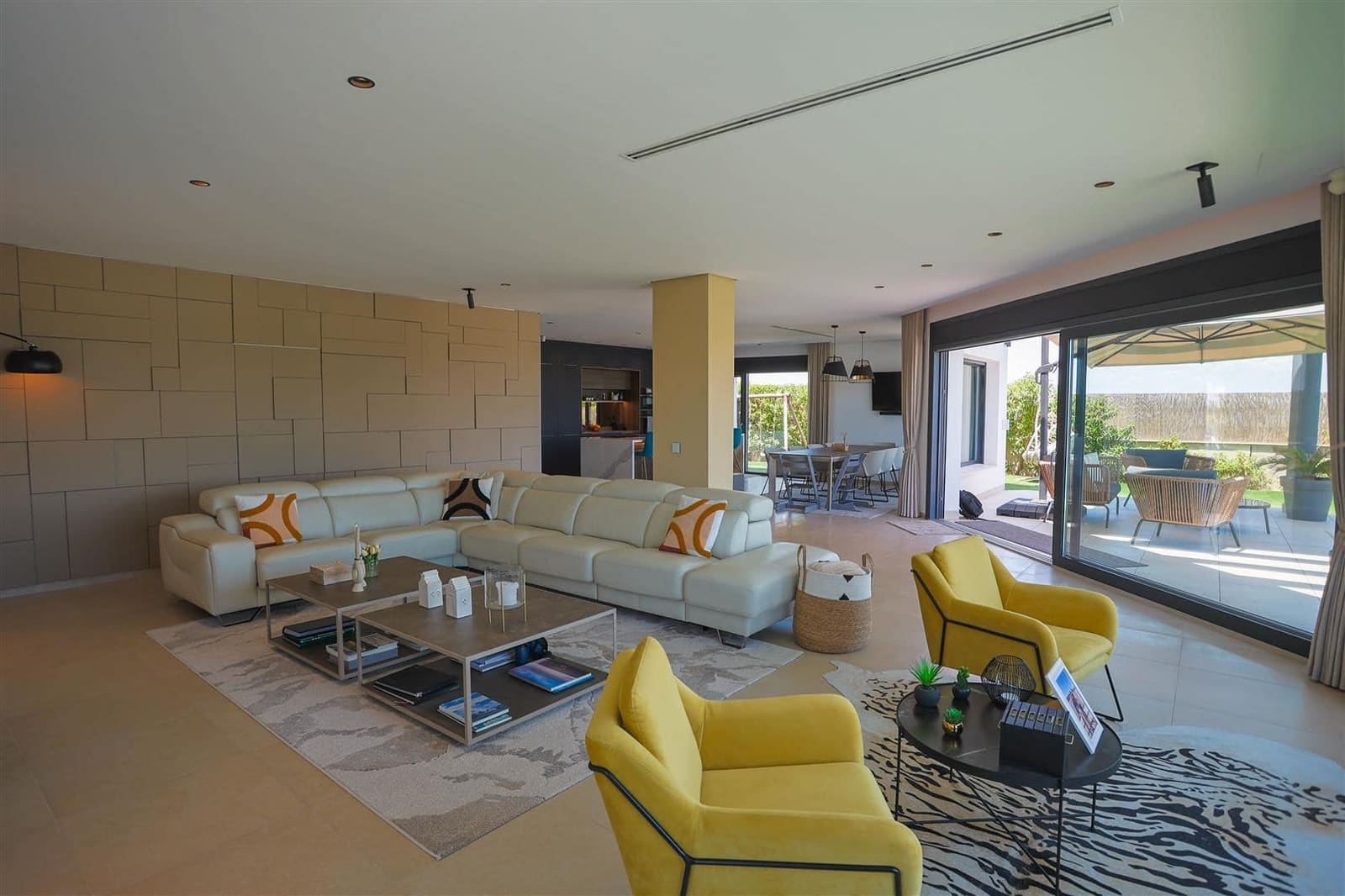 4 quarto Moradia para venda em La Manga del Mar Menor com piscina - 2 150 000 € (Ref: 9912499)