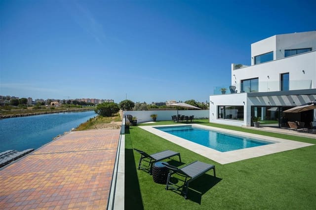 4 quarto Moradia para venda em La Manga del Mar Menor com piscina - 2 150 000 € (Ref: 9912499)
