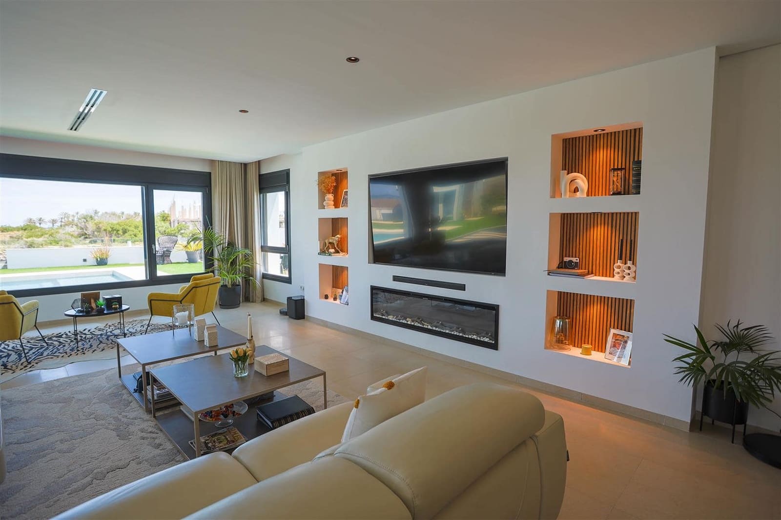 4 quarto Moradia para venda em La Manga del Mar Menor com piscina - 2 150 000 € (Ref: 9912499)