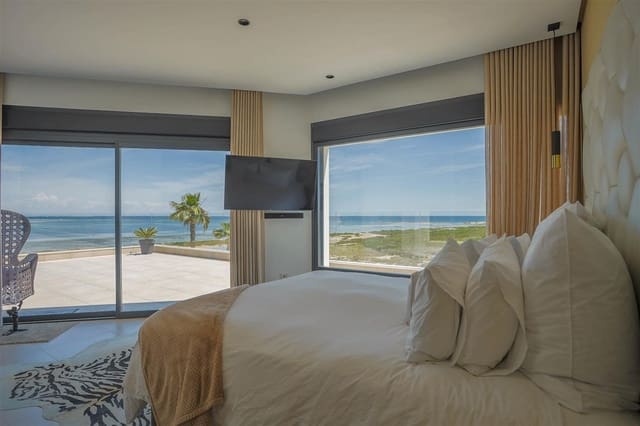 4 quarto Moradia para venda em La Manga del Mar Menor com piscina - 2 150 000 € (Ref: 9912499)