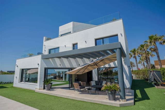 4 quarto Moradia para venda em La Manga del Mar Menor com piscina - 2 150 000 € (Ref: 9912499)
