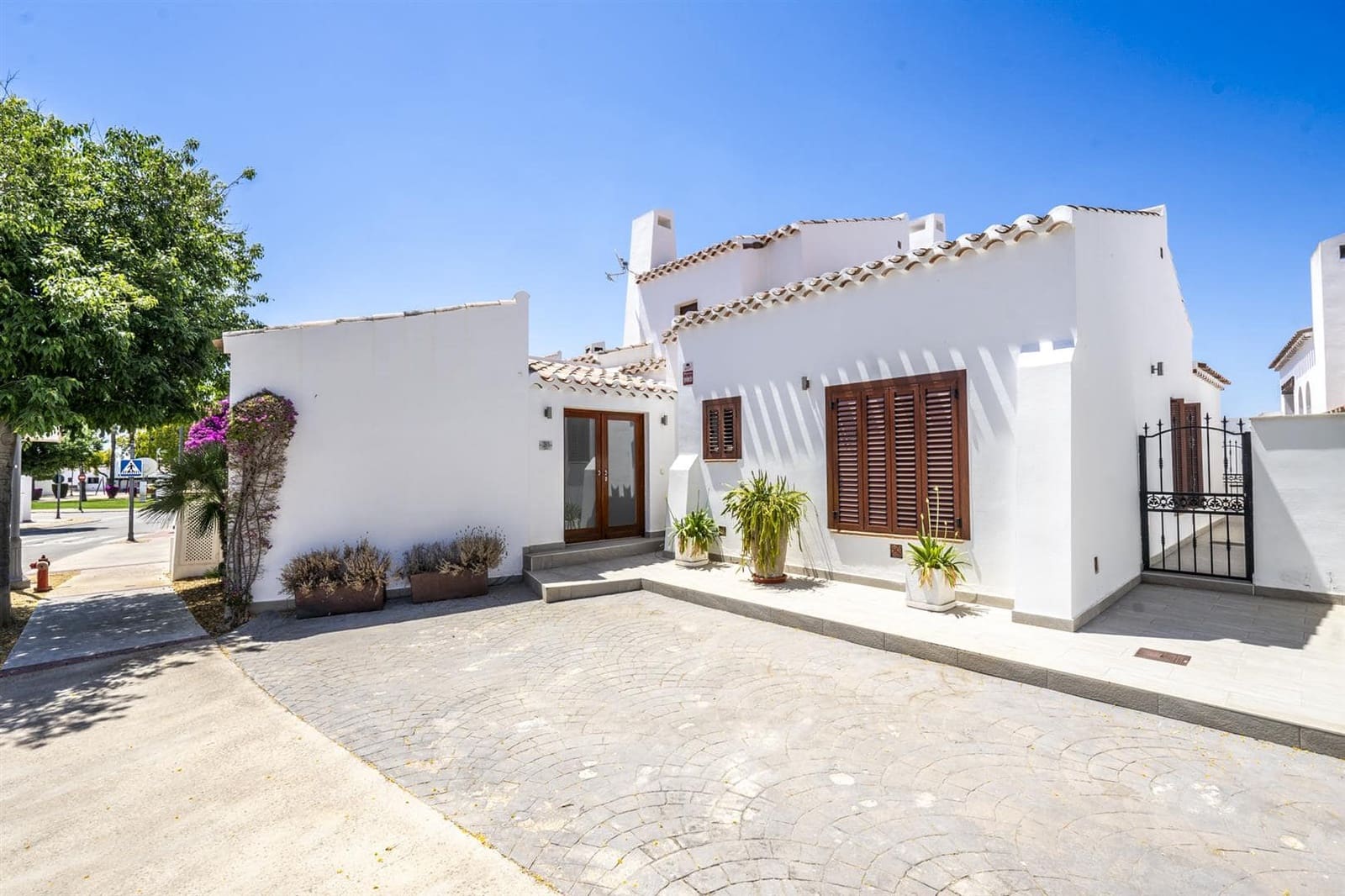 4 chambre Villa/Maison à vendre à El Valle Golf Resort - 635 000 € (Ref: 9912500)