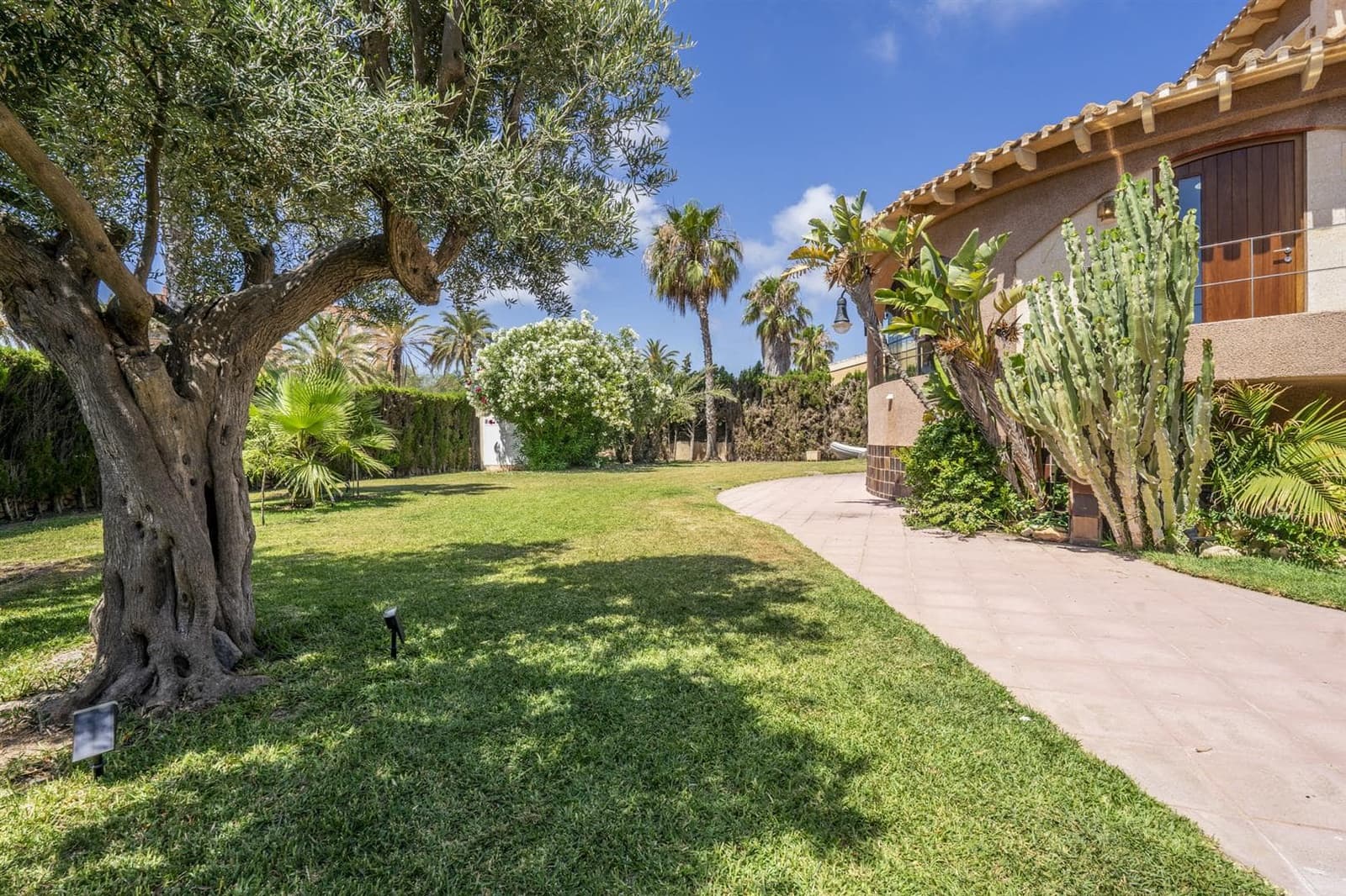 6 chambre Villa/Maison à vendre à La Manga del Mar Menor - 1 250 000 € (Ref: 9915202)