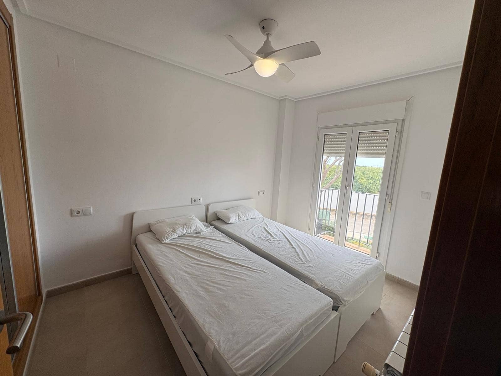 2 soveværelse Lejlighed til leje i Roldan med garage - € 650 (Ref: 9923216)