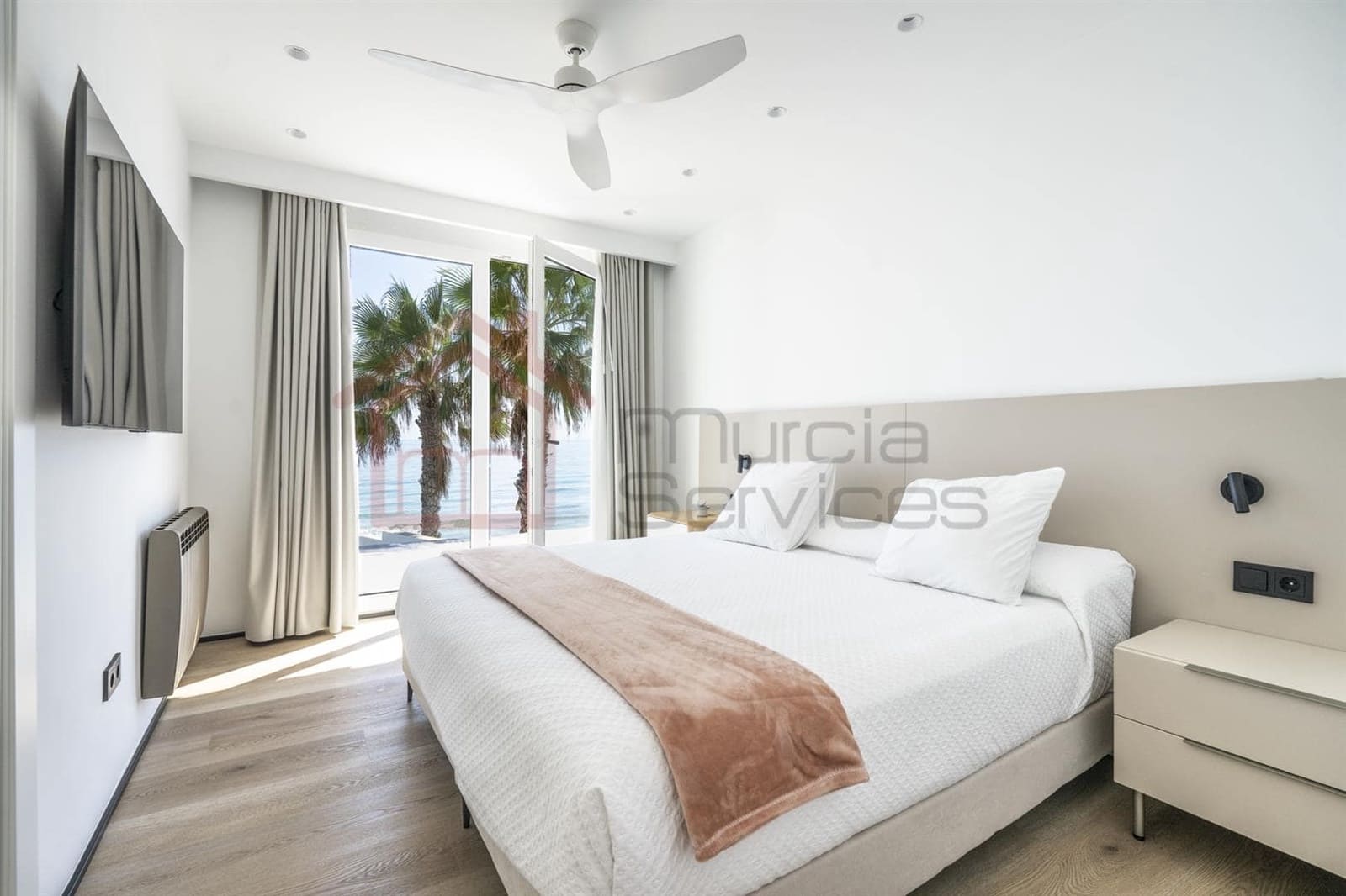 3 makuuhuone Huvila myytävänä paikassa La Manga del Mar Menor - 1 650 000 € (Ref: 9939323)