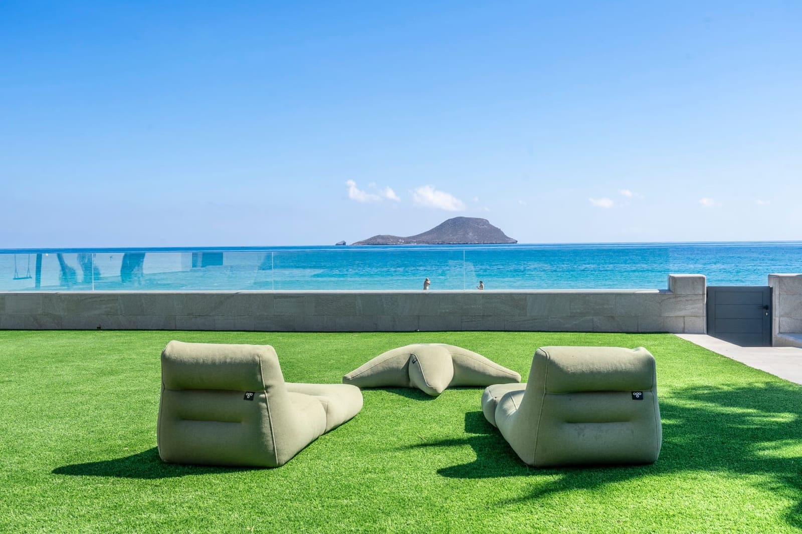 3 bedroom Villa for sale in La Manga del Mar Menor - € 1,650,000 (Ref: 9939323)