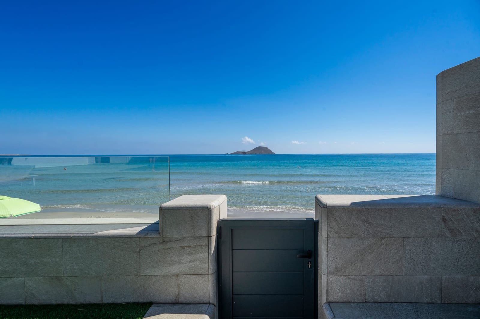 3 bedroom Villa for sale in La Manga del Mar Menor - € 1,650,000 (Ref: 9939323)
