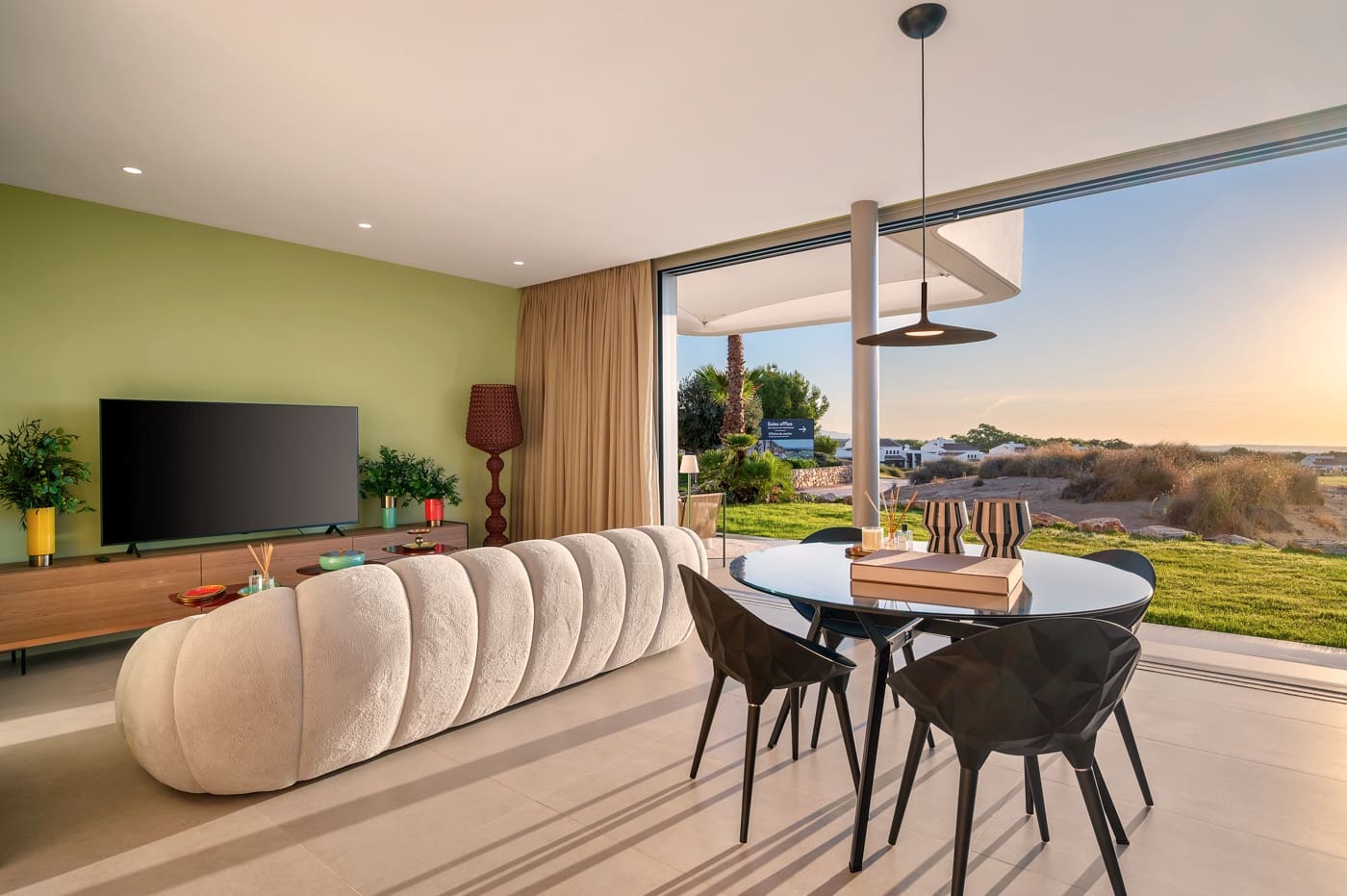 3 soverom Villa til salgs i El Valle Golf Resort med svømmebasseng garasje - € 640 000 (Ref: 9941712)