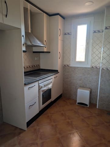 2 chambre Appartement à vendre à La Manga Club, Carthagène avec piscine - 155 000 € (Ref: 9953705)