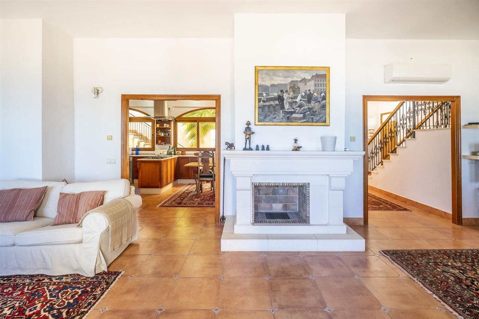 6 bedroom Villa for sale in Cabo de Palos with garage - € 2,500,000 (Ref: 9958746)