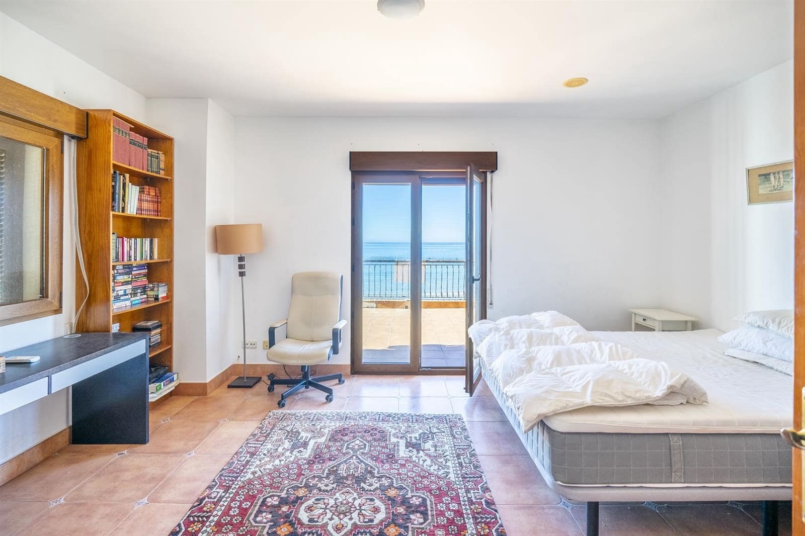 6 bedroom Villa for sale in Cabo de Palos with garage - € 2,500,000 (Ref: 9958746)