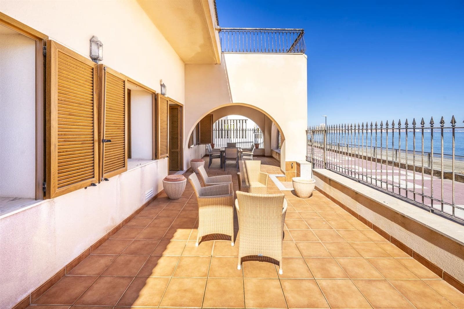 6 bedroom Villa for sale in Cabo de Palos with garage - € 2,500,000 (Ref: 9958746)