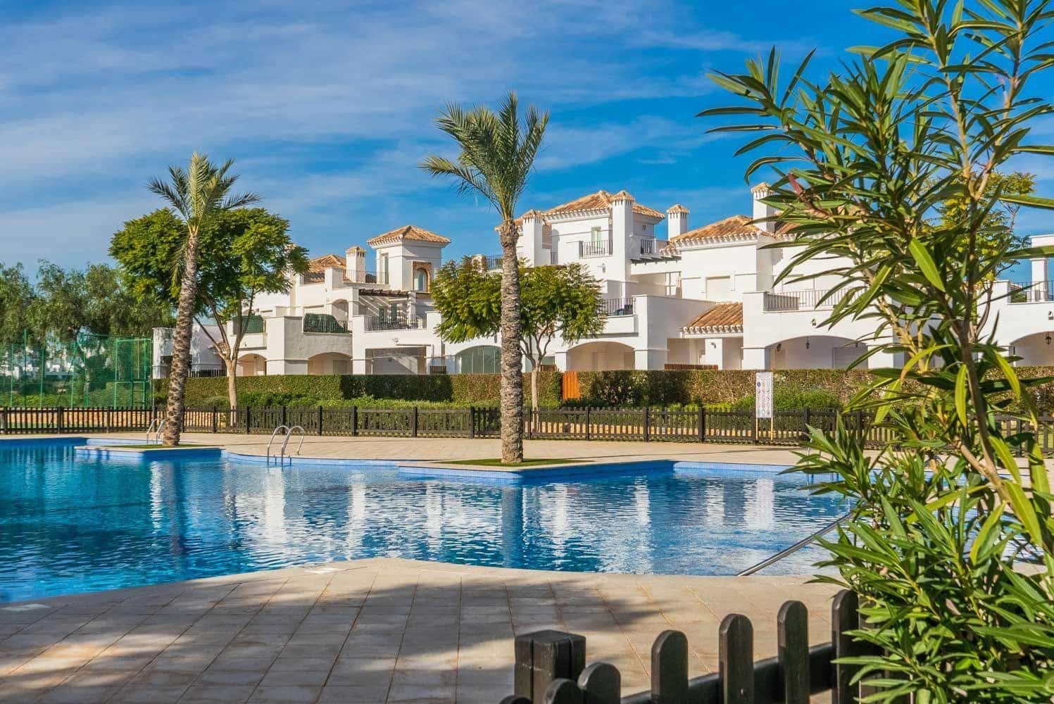 2 soveværelse Lejlighed til salg i La Torre Golf Resort - € 168.000 (Ref: 9958747)
