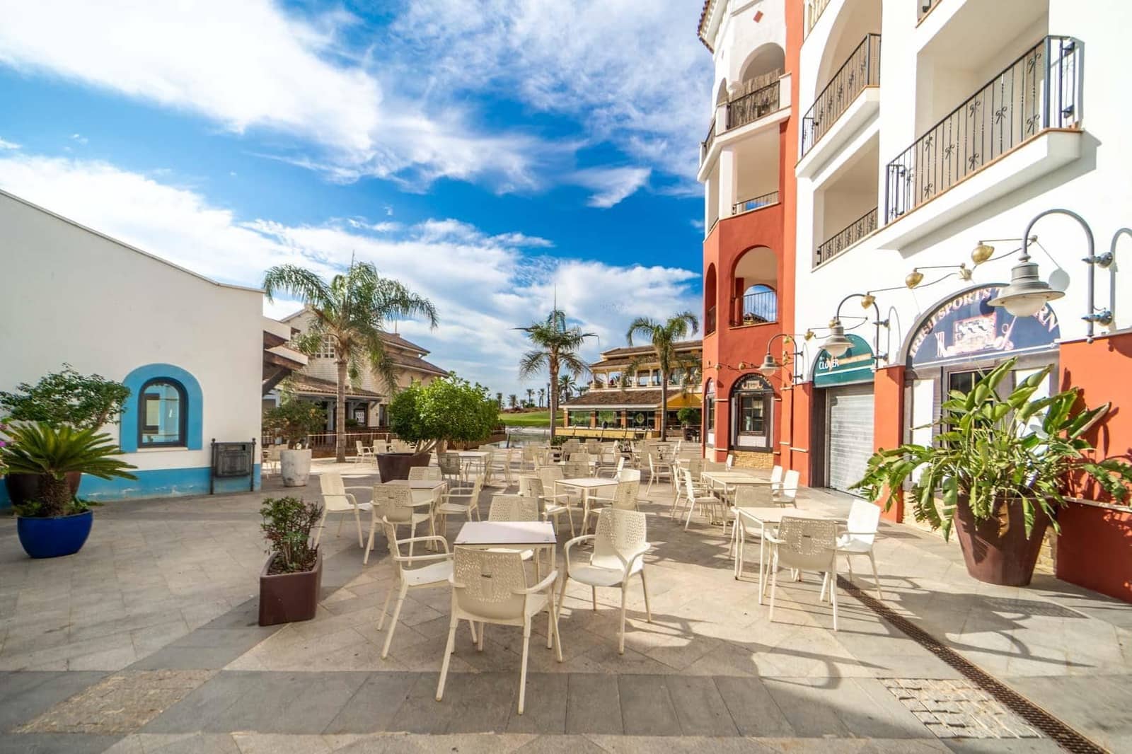2 soveværelse Lejlighed til salg i La Torre Golf Resort - € 168.000 (Ref: 9958747)