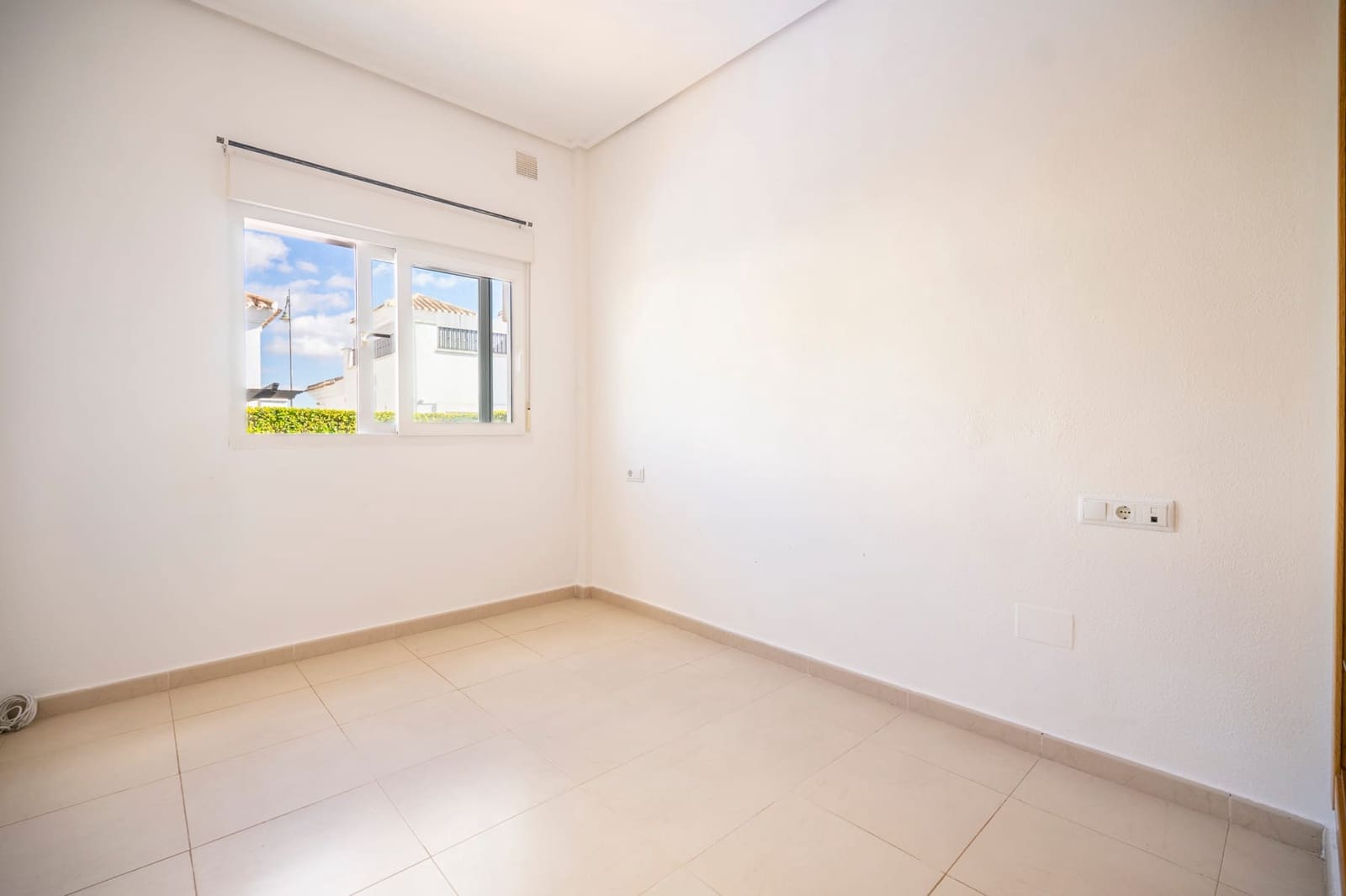 2 soverom Villa til salgs i Roldan - € 235 000 (Ref: 9958748)