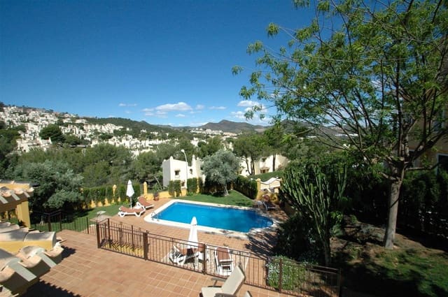 5 chambre Villa/Maison à vendre à La Manga Club, Carthagène avec piscine - 1 350 000 € (Ref: 9966116)