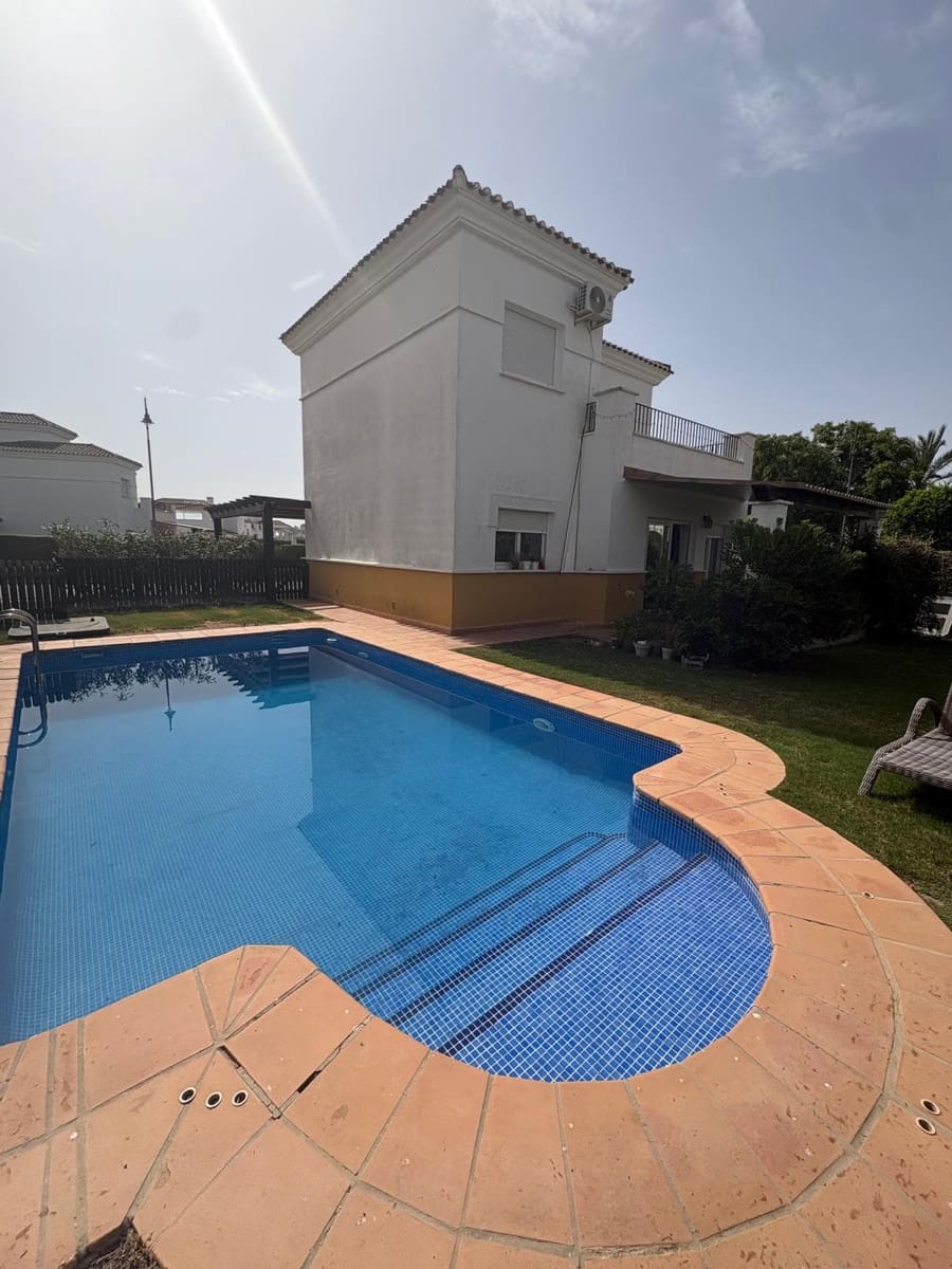 3 bedroom Villa for rent in La Torre Golf Resort with pool garage - € 1,550 (Ref: 9969213)