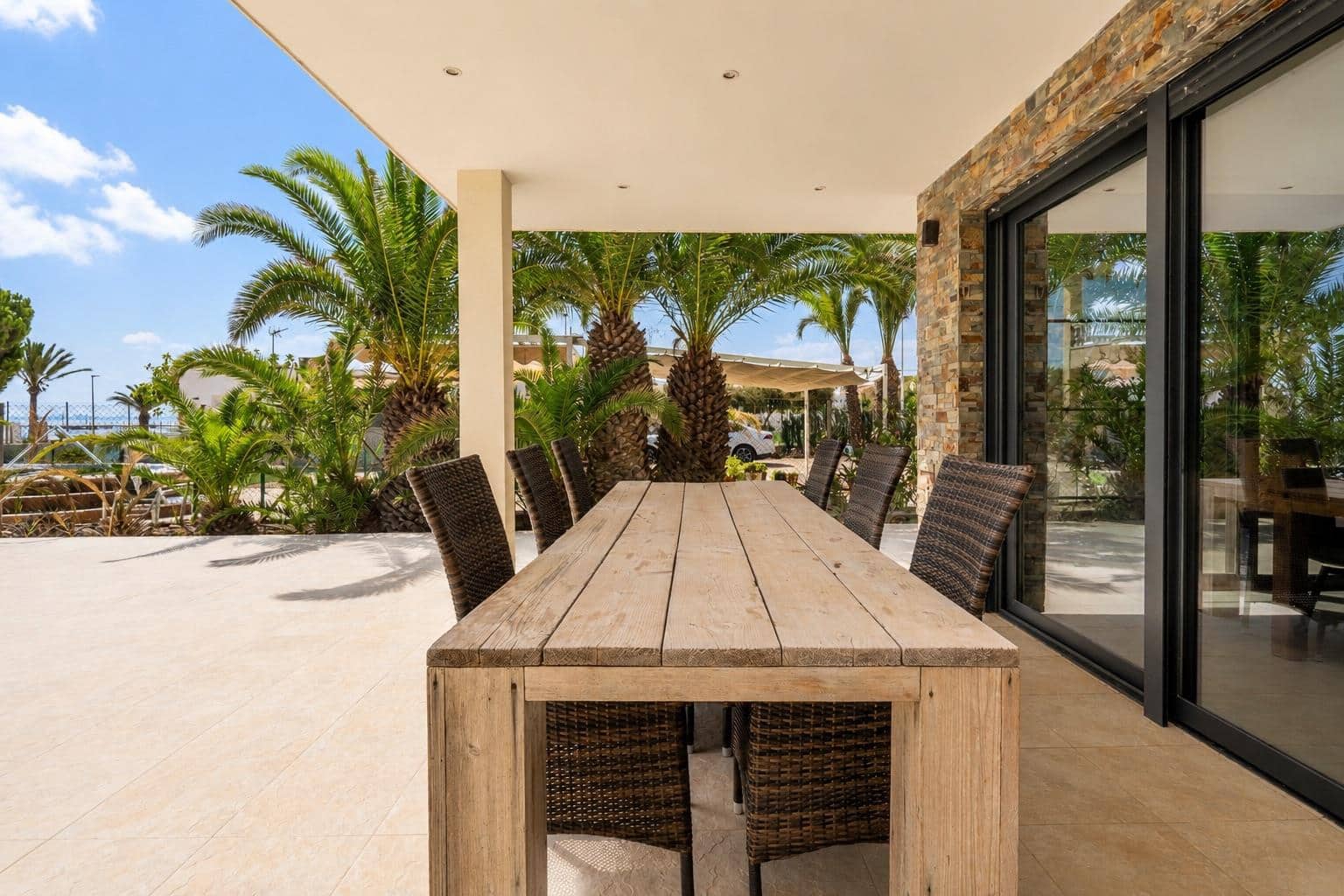 5 camera da letto Villa in vendita in El Carmoli - 1.000.000 € (Rif: 9996613)