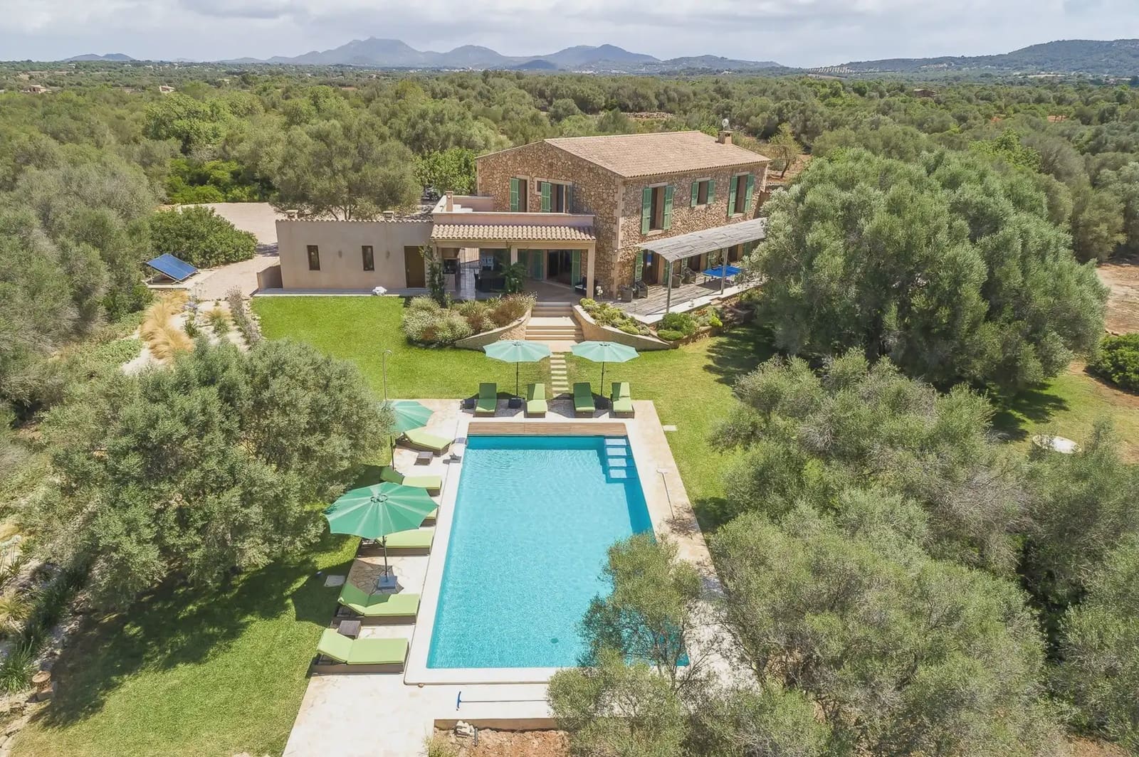 Finca/Maison de Campagne de 5 chambres à louer à Felanitx avec piscine - 20 000 € (Ref: 10004571)